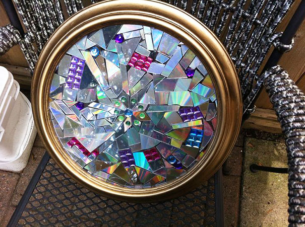 15 Great Easy Ideas About How You Can Reuse Old Cds! 14