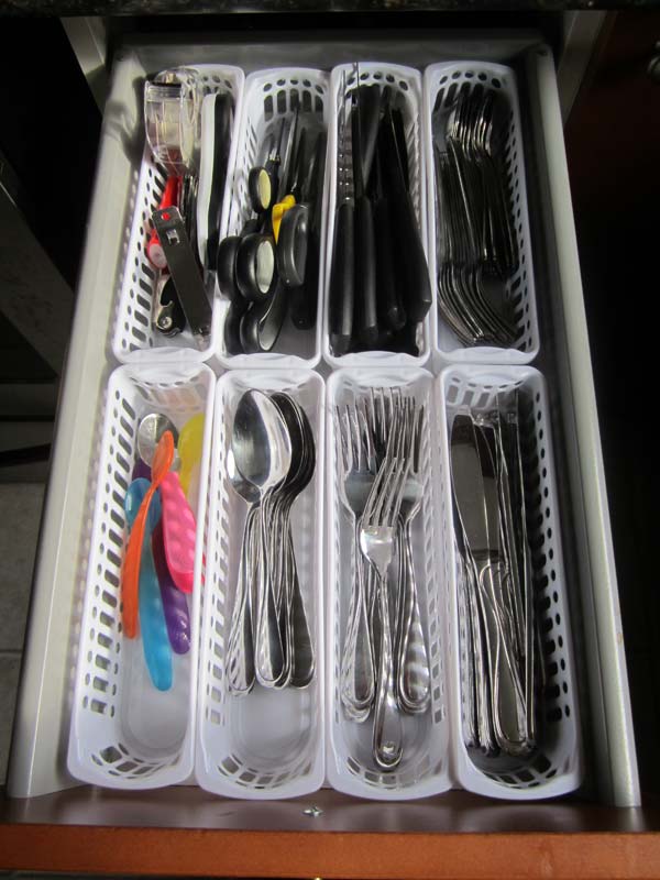 Top 18 Ingenious and also Lovely DIY Flatware Storage Solutions 12