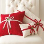 25 Amazing Red and White DIY Christmas Decor Ideas 13