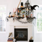 8.Another Halloween Fireplace Decor
